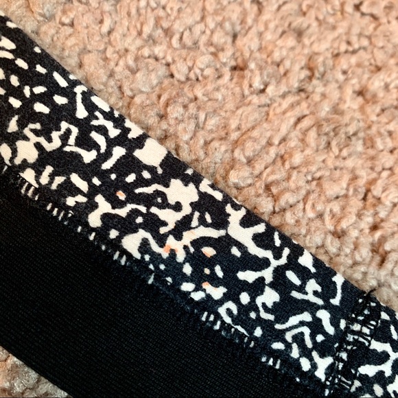 SOLD MER///HTF VS Pink Ultimate Leggings & Matchin - Picture 6 of 8